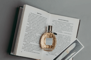 Aromas de perfume: sensaciones que conectan memoria y emoción Fenpal