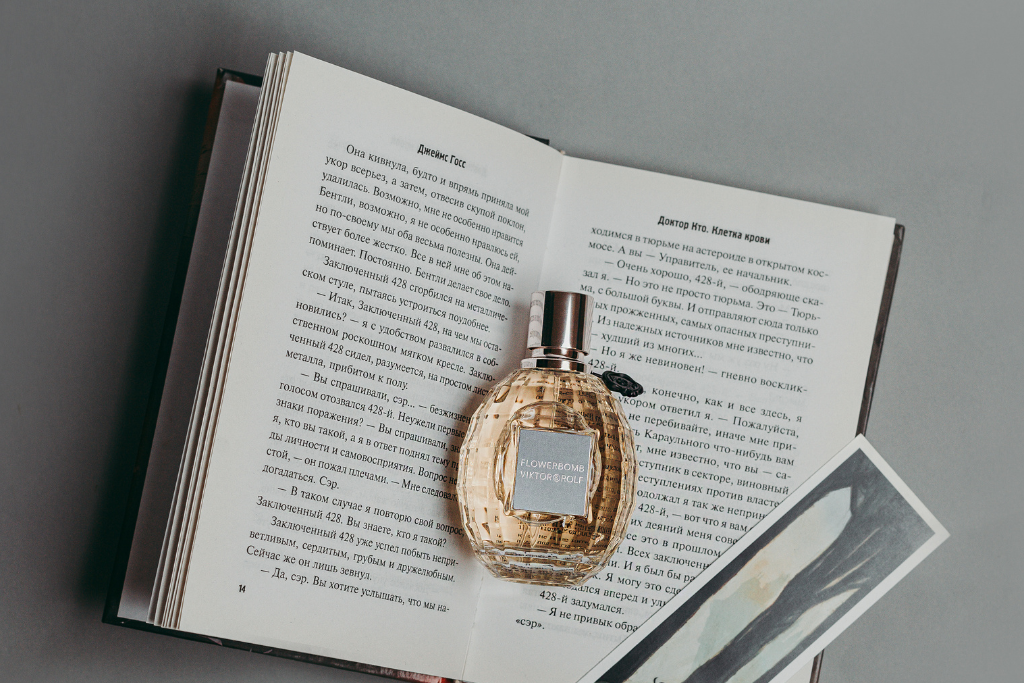 Aromas de perfume: sensaciones que conectan memoria y emoción Fenpal
